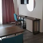 Hotel Metropolitan 4*