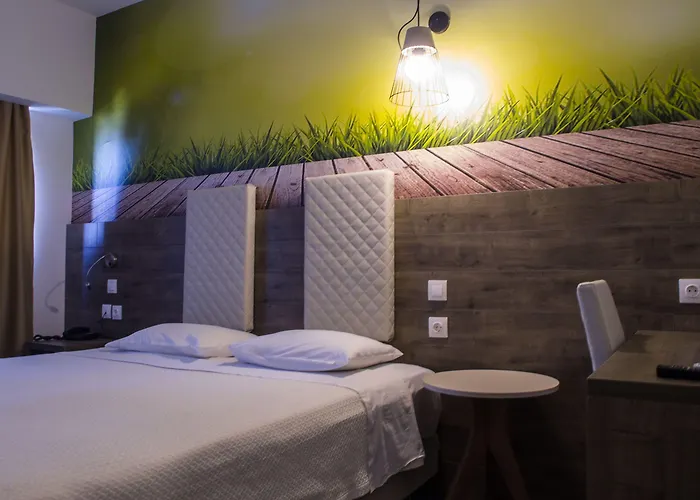 فندق Metropolitan 4*